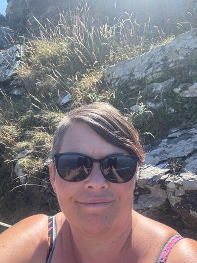 Easy to live with Main Photo