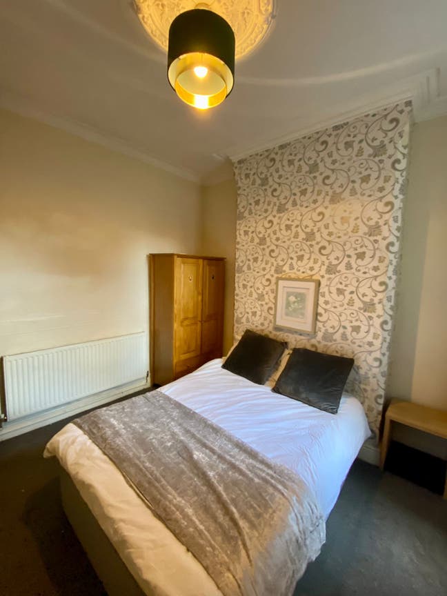 No Deposit - Weekly Cleaner - July Main Photo