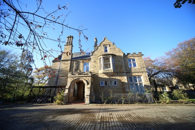 Flat to let Main Photo