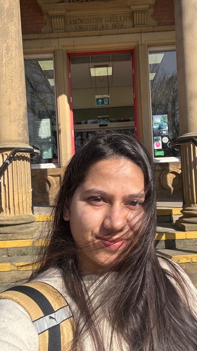 Looking for a room to rent Main Photo