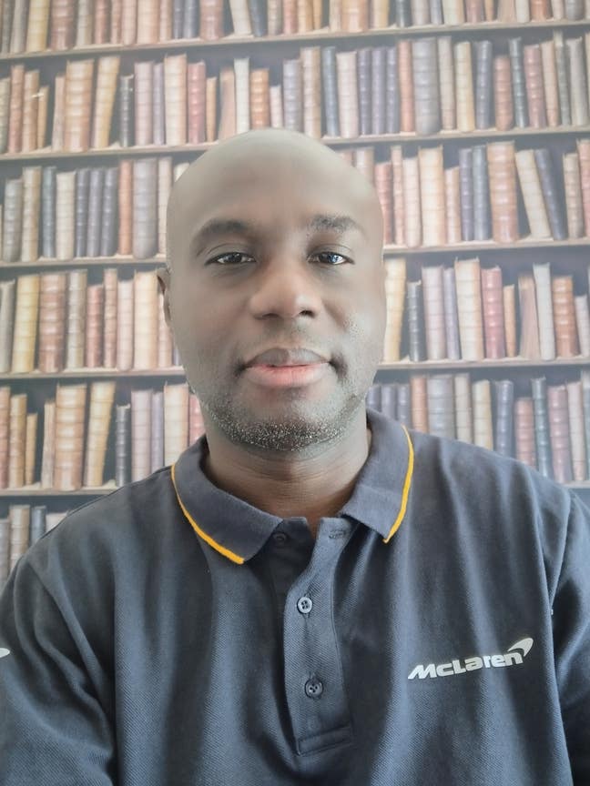 I am a professional male aged 47 looking for ... Main Photo