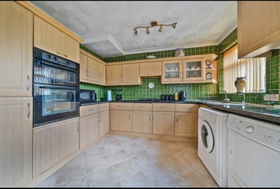 Room for rent  Main Photo