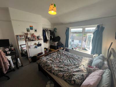 Furnished Double Room - 34 Mafeking Road, Brighton Main Photo