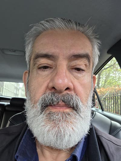 Looking for a studio flat preferably on groun... Main Photo