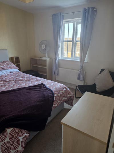 Double room for rent in shared house.  Main Photo