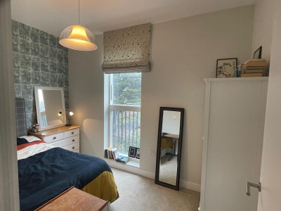 Room in comfortable, friendly household Main Photo