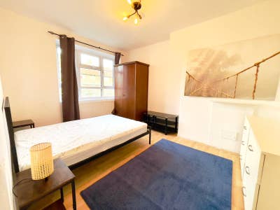 Nice double at White City available NOW Main Photo