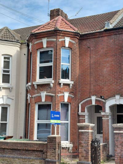 One Bed Self Contained Flat in HMO c/w Own Kitchen Main Photo