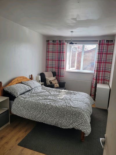 Double room to rent  Main Photo