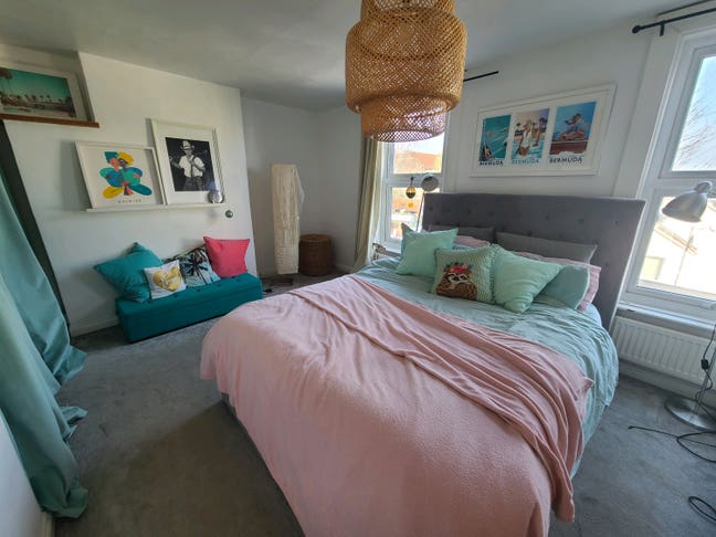 Double room in a friendly house. Main Photo