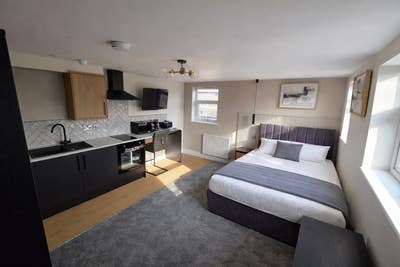 Brand New ⭐ Studio Style Rooms|All Bills|WA2 Main Photo