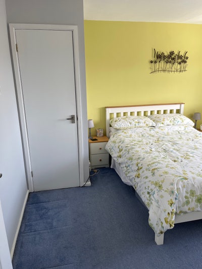 Furnished Double Room to rent Main Photo