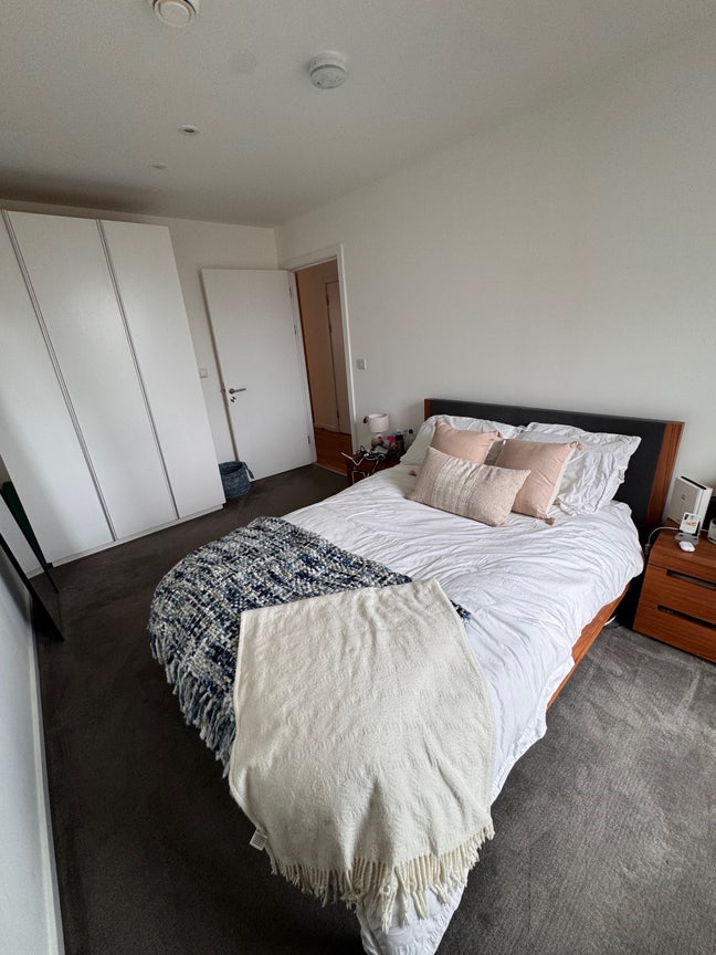 🛌Double Room in 3-bed flat, Olympic Village Main Photo