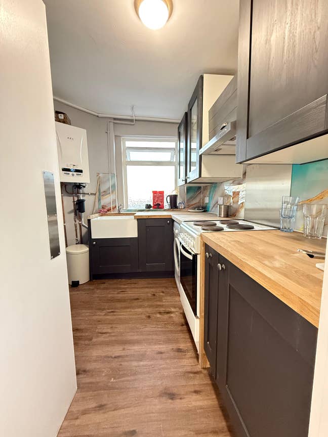 🏙️ Zone 1 Rooms | No Deposit | Move-In Ready Main Photo