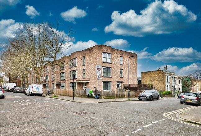 Brand new 2 Bed apartment in the heart of Hackney  Main Photo