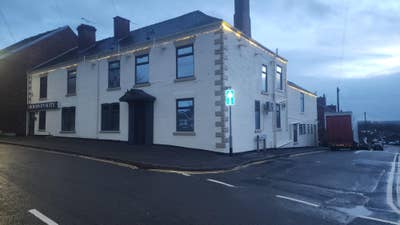 Large property with ensuite  Main Photo