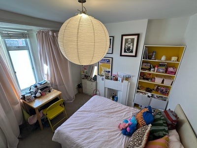 Room to rent next to Victoria Park  Main Photo