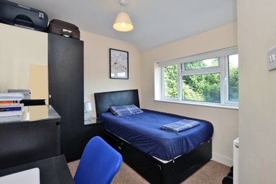 Beautiful Double Ensuite, Central Guildford Main Photo