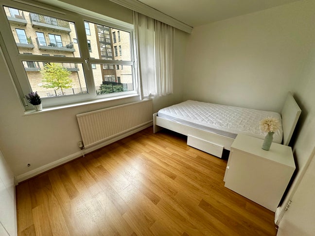 Lovely Room on Best Area ⭐  Main Photo