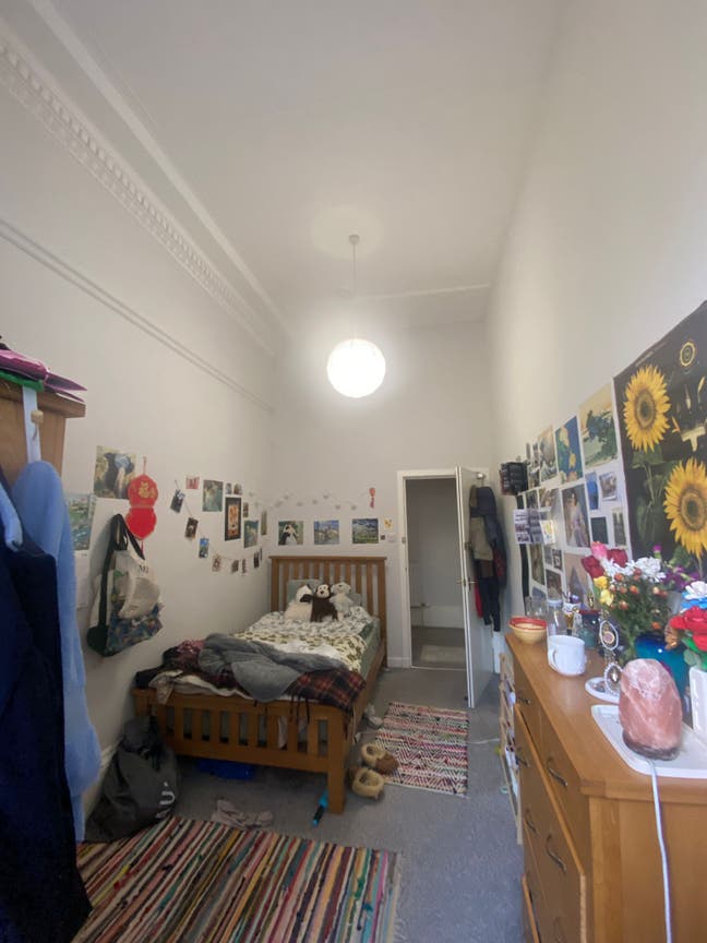 Room Available in Abbeymount Main Photo