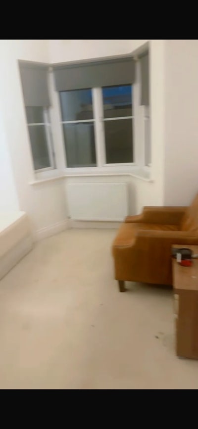 Budget Room Available for Students & professionals Main Photo