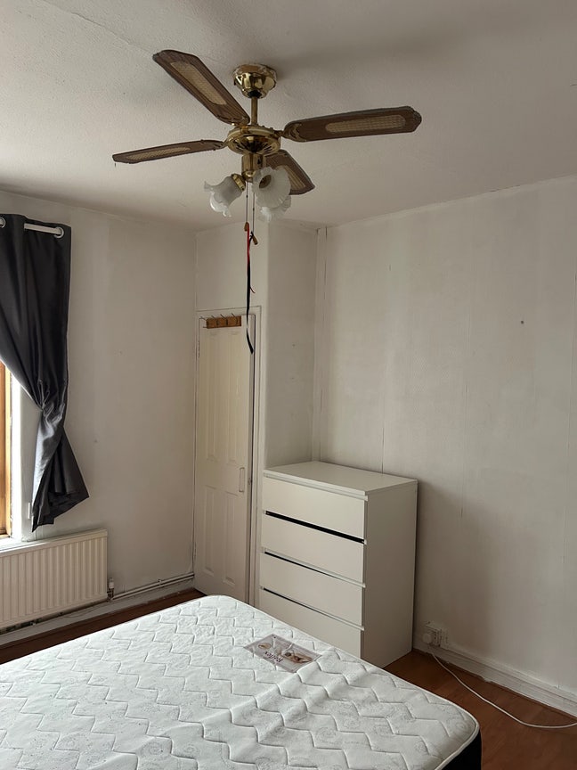 *Zone1 *Double room for Rent ** Affordable room Main Photo