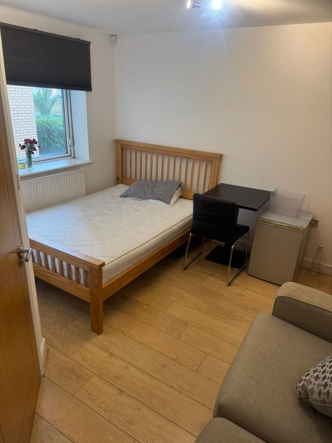 Ensuite Double Room in Canary Wharf Main Photo