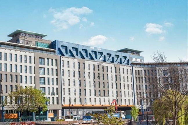 Double-Room + Private Bathroom, Bristol centre Main Photo