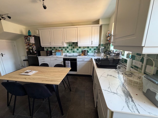 Double En-Suite by Palmer Park Main Photo