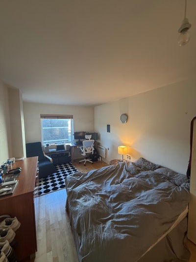 Room to rent from 8th of may - London bridge Main Photo