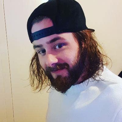 Looking for a room in fife or studio/flat Main Photo