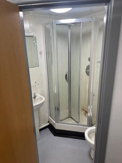 Cheap and good house for short-term rent Main Photo