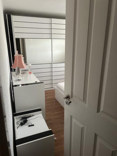 Fully furnished double room Main Photo