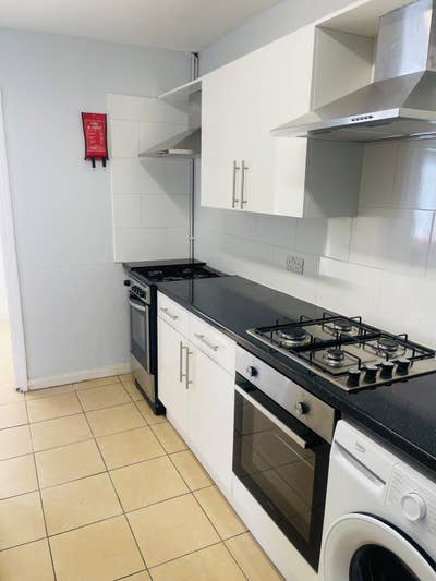 Double Rooms  - &pound;950 & &pound;1,000 pcm All bills Inc.  Main Photo