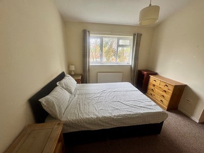 House share in quite area in Rectory Farm  Main Photo