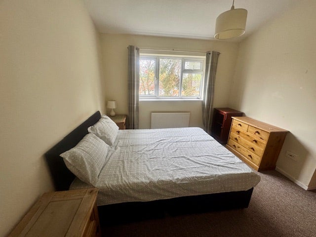 House share in quite area in Rectory Farm  Main Photo