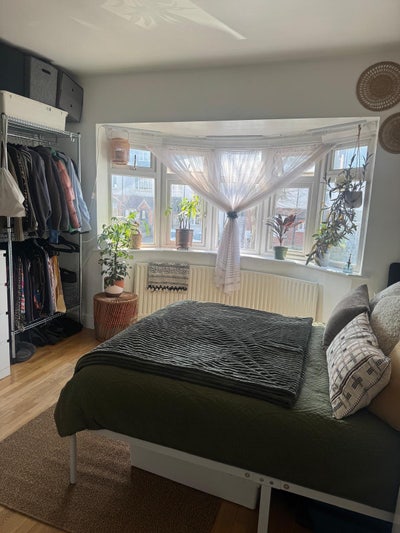 *2 Double Rooms in Willesden Green  Main Photo