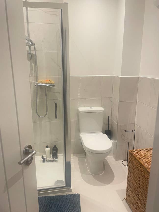 Funished Doubles Room - New Build House - Essex Main Photo