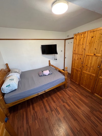 2 Large Double Bedrooms available  Main Photo