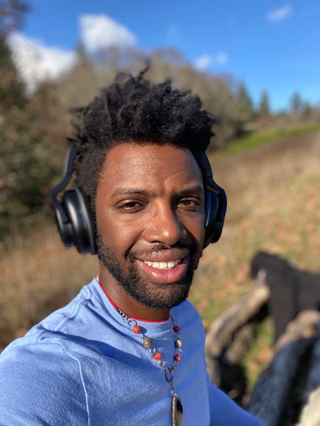 Opera Singer looking for chill flatemates Main Photo