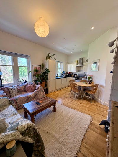 2 rooms in Stockwell flat  Main Photo