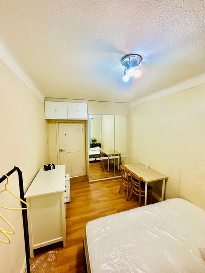 2 double room available Main Photo