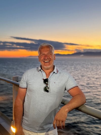 Pro Looking for an accomodation Monday -> Thursday Main Photo