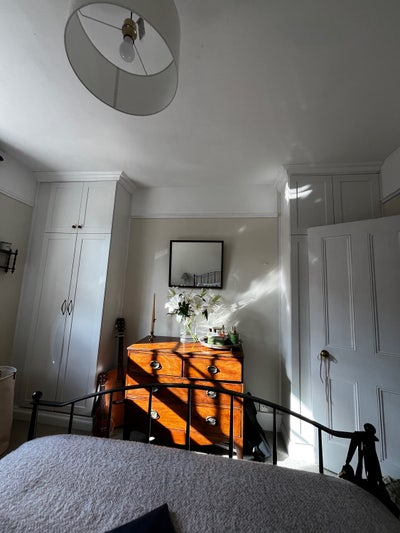 Bright Double Room in Queen’s Club Gardens Main Photo