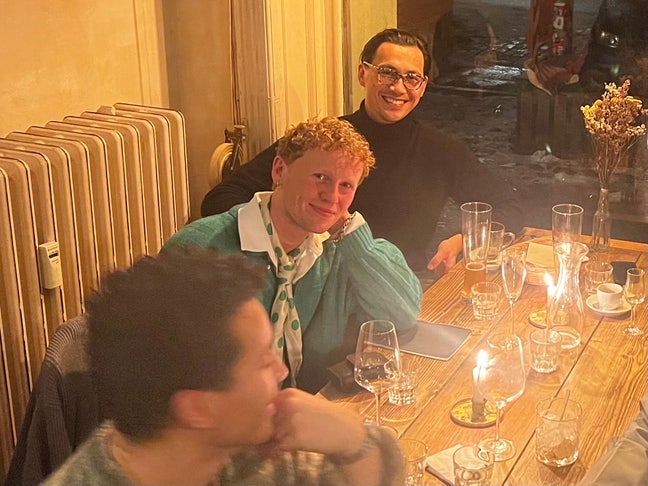 Young professional to join a creative house/flat Main Photo