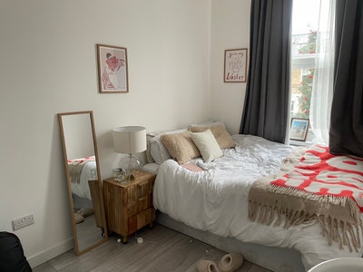 Double room in Finsbury Park town house  Main Photo