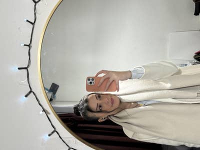 Professional Female seeks a double room Main Photo