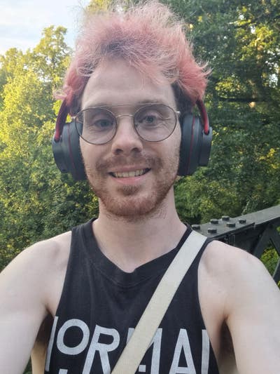 Need a room  Main Photo