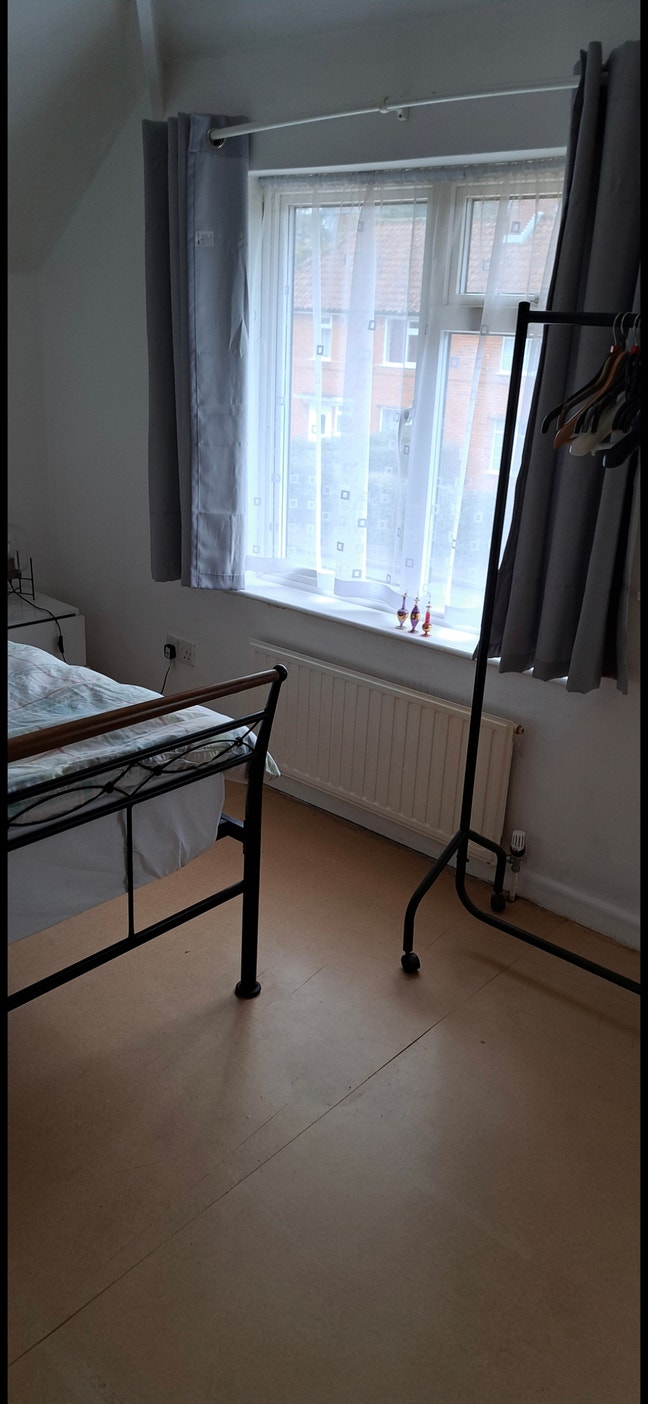 Double room in shared house.  Main Photo