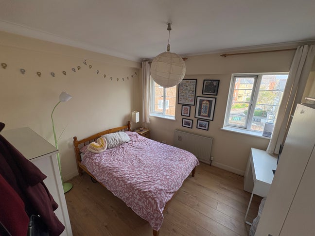 Room available in West Hampstead Main Photo